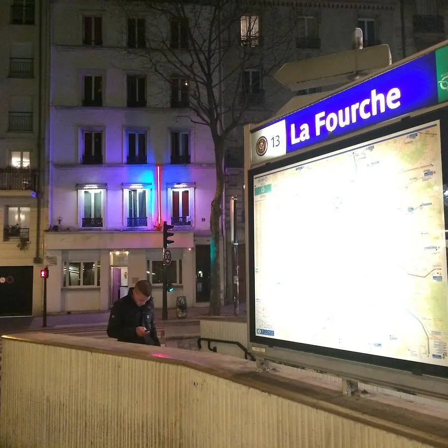 Отель De La Fourche